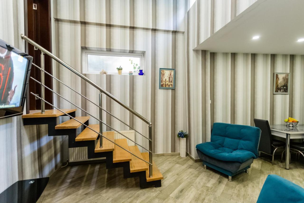 Rustaveli Two Bedroom Apartment With 5 Star Location Tbilisi Exterior photo